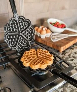 Outlet ???? Nordic Ware Sweetheart Waffler Black ????