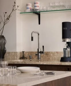 Buy ???? Aarke Carbonator Pro With Co2 Cylinder | Matte Black Black ???? 15 Buy ???? Aarke Carbonator Pro With Co2 Cylinder | Matte Black Black ???? -Cuisinart Shop matte black carbonator pro pdp