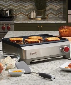 Brand new ⌛ Wolf Gourmet Precision Griddle With Lid - Red Knobs Red, Steel ❤️ -Cuisinart Shop wggr100s french toast